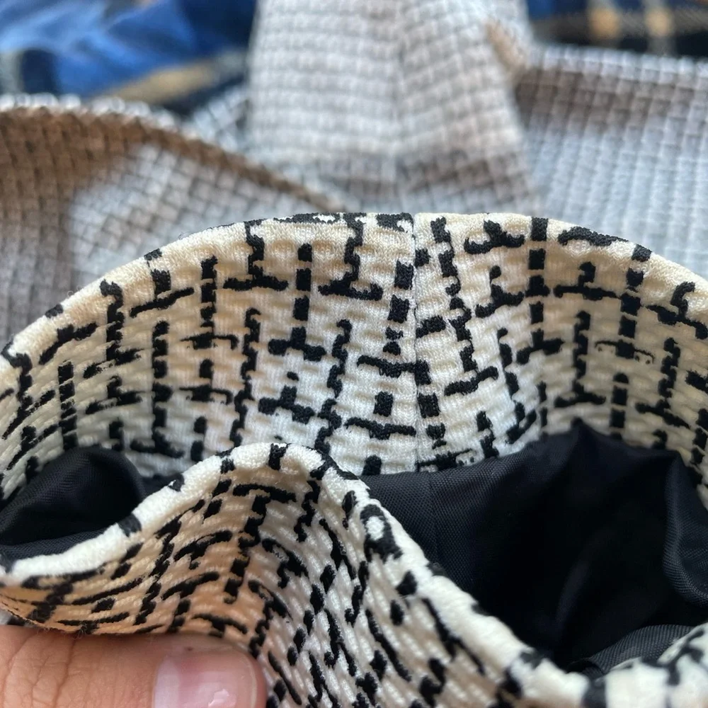 Classy, patterned jacket - Picture 6 of 6